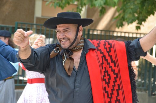 Troupe De Mi Tierra